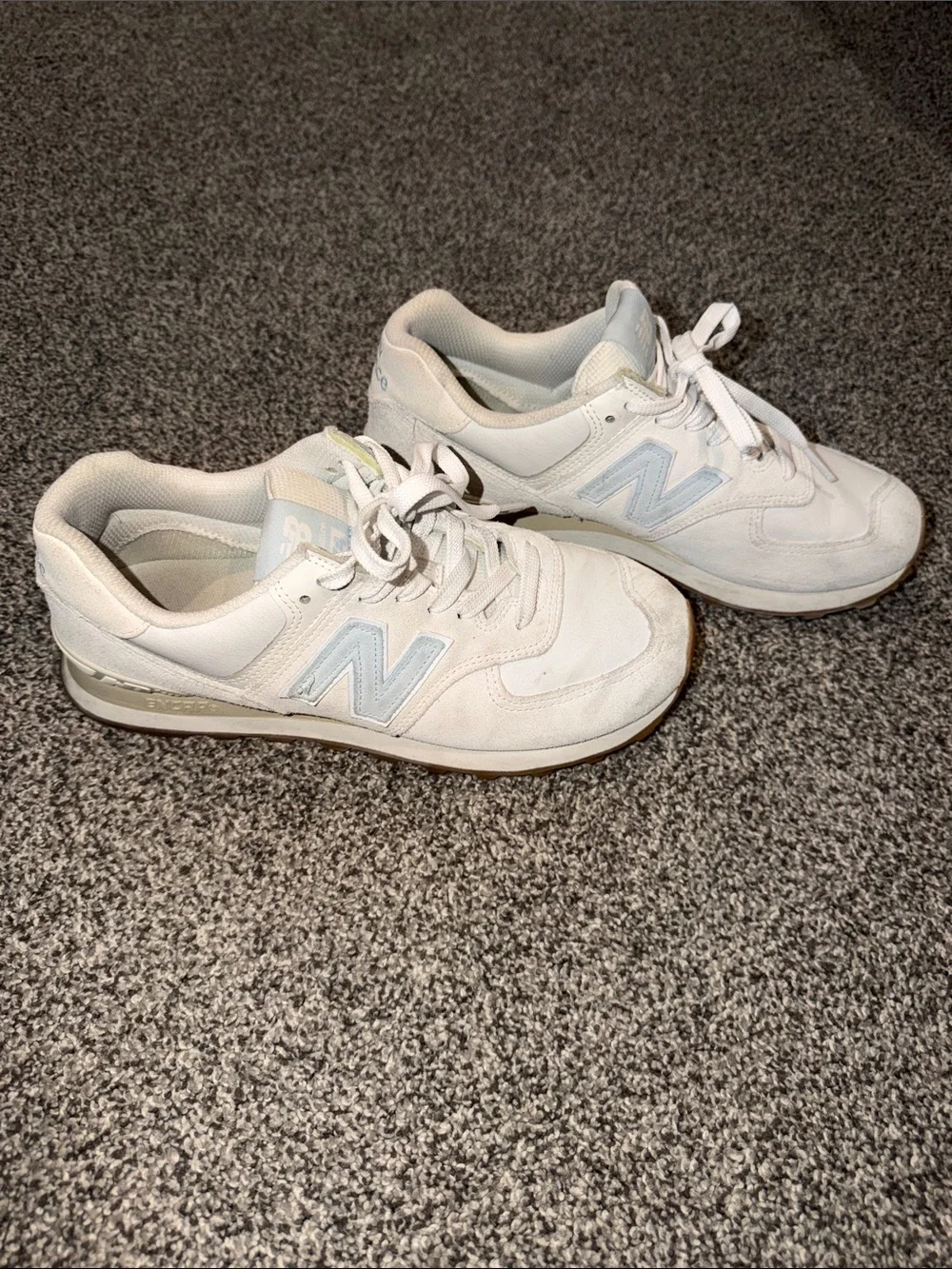 New Balance Women's White Sneakers with Light Blue Accents size 10